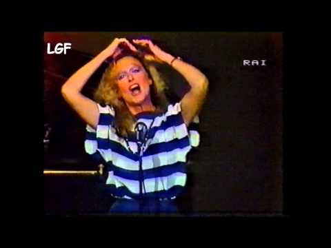 DA "UNA ROSA PER LA VITA 81" - LORETTA GOGGI IL MIO PROSSIMO AMORE