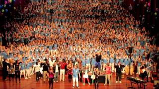 Let the Love Flow (finale): Oslo Soul Children Festival Choir 2012