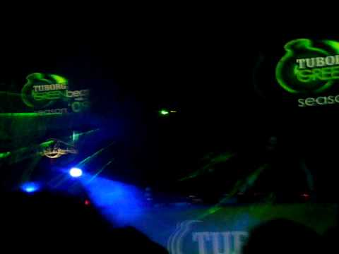 jerome isma-ae live @ club Colosseum Skopje 06 08 09 Delerium Silence remix