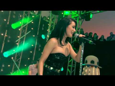 Girls Cant Catch Echo T4 Outside In Festival 14th Feb 2010