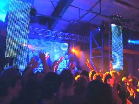 Interview with Porter Robinson at Crush 3