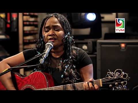 Naanaa by Anya on TVM raagu show