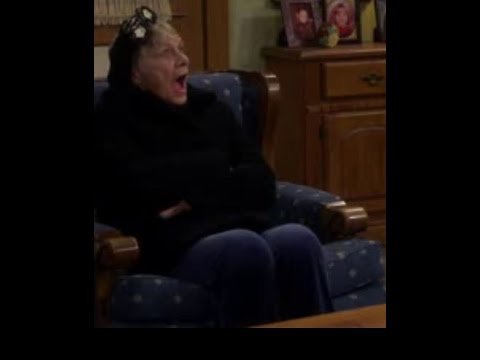 The Conners S02E17(Bev, Roseanne's Mother, Estelle Parsons) Trolling like only old people can...