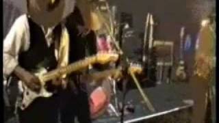 Twang Villa performing Like There Ain&#39;t No Yesterday (Blackhawk)