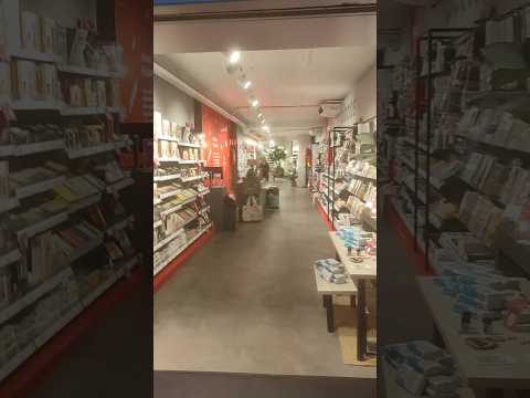 In front of the craft & art store in Zwolle in the Netherlands