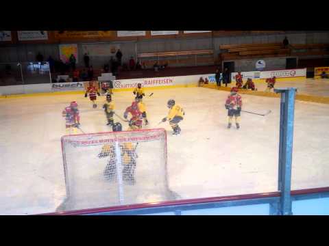 Tournoi Piccolo Franches-Montagnes (07.12.2014) Franches-Montagnes - Sainti : 17-1