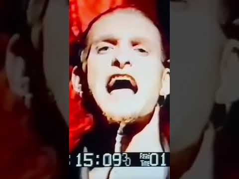 😳 Layne Staley during Them Bones outtakes