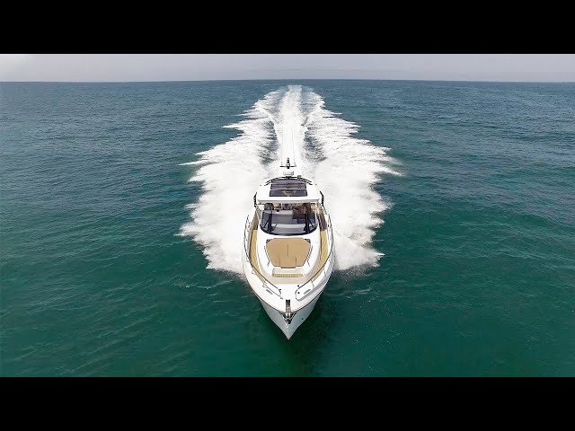 Oryx 379 reviewed by The Boat Show