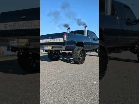 LISTEN TO THAT 6.5l TURBO 😍 #fyp #subscribe #diesel #turbo #loud #mustwatch #lifted #chevy #goals