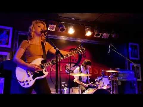 Samantha Fish 2017-03-10 Boca Raton, Florida - Funky Biscuit - New Title Track Chills & Fever