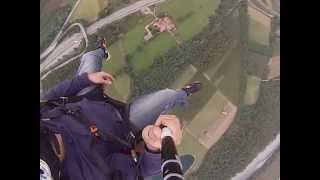 preview picture of video 'il mio 1° volo con il parapendio 2/2'