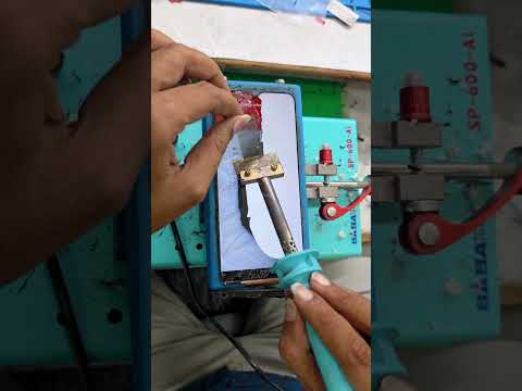 TFT Display Poloraizer Film Change 🔥 #smartphone #viral #shortsfeed #repair #electronic #automobile