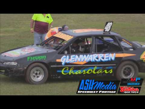 Modified Sedans: Brett Barron and Jason Gray Battle - Kingaroy Speedway