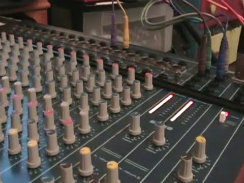 ILL BY INSTINCT - 2 CUTS 10 MINUTES (OFFICIAL VIDEO)