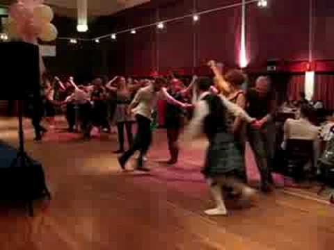 edinburgh wedding flying scotsman dance