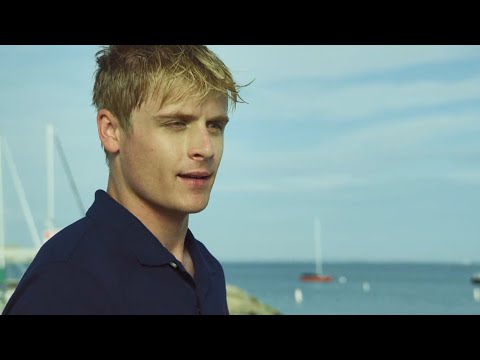 Stabbed, get shot & eaten by shark scene of Bruce