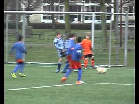 Wedstrijd Vredenburch F2 tegen Forum Sport Voorburch.wmv