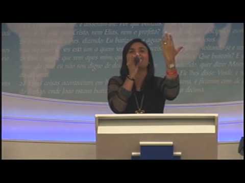 Kamilla Sodre - "Jesus at the Center"