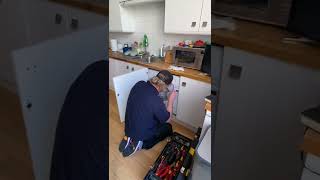How to open a washing machine door with a broken handle. London Spin Doctor
