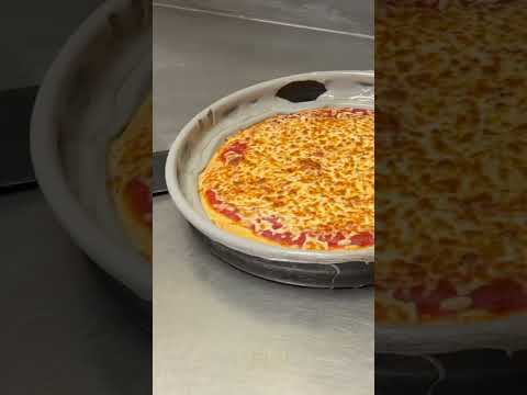 Little Ceasers Hack, Free pizza… #viral #employees #pizza