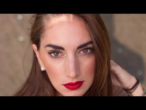 MANUELA - TREBAŠ MI  (Official Audio)