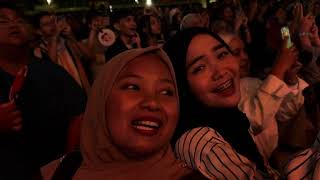 Download lagu Loop Music Festival 2024 / Ketipak Ketipung Raya By Aisha Retno & Aziz Harun #liveconcert #loopfest mp3