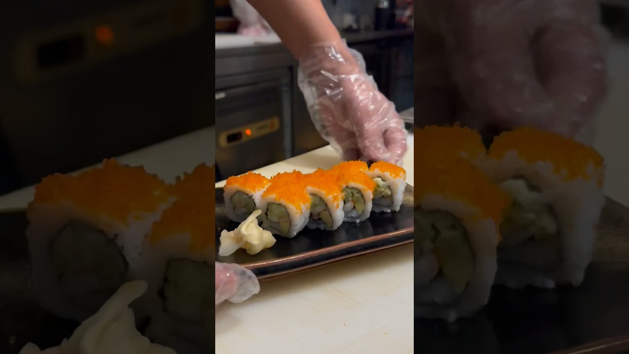 Ebi California Roll ! Making roll ! Subscribe plz  #food #japanesefood #sushi #shorts #short #viral