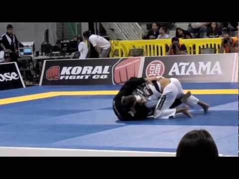 Rafael Mendes vs Leonardo Saggioro | Worlds 2011 | Art of Jiu Jitsu Academy | (949) 645 1679