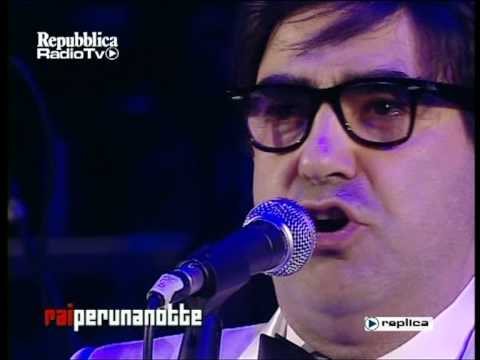 Raiperunanotte - Elio e le Storie Tese - Italia Amore Mio