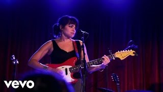 Puss N Boots - Bull Rider (Live From The Bell House, Brooklyn, NY / 2013)