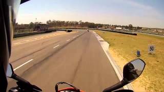 preview picture of video 'KTM 690 SMC, Zwartkops Raceway'