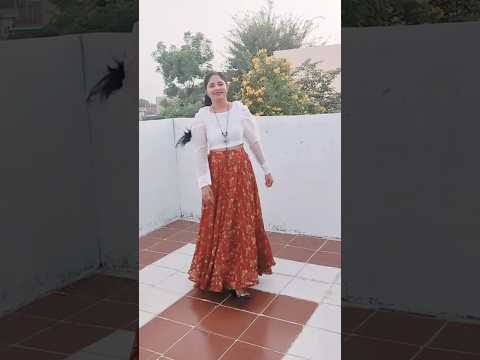 #sewuniquewithmunesh #fashion #lehenga#blouse#puffysleeves#viral #viralvideo #foryou #karwachauth#🥰.