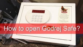 How to open Godrej Safe?