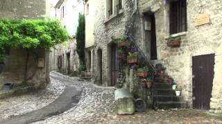 preview picture of video 'La veille ville de Vaison-la-Romaine (Vaucluse - France)'