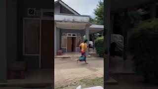 Download lagu bang baud bawa sendal orang abis jum'at an🤣 #bangbaud #viral #yutubeshorts #yutube #100 #viwes mp3