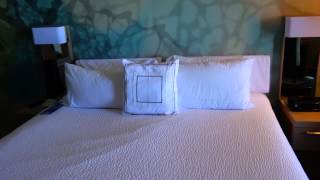 preview picture of video 'Marriott Courtyard Isla Verde Beach Resort - Oceanfront Room 1625'