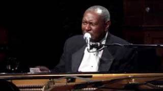 Freddy Cole performs "I'm Not My Brother, I'm Me"