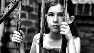 Ajda Pekkan-Ağlama Anne ♫ Kırmızı Tramvay ♫