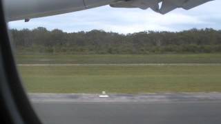 preview picture of video 'Virgin Australia ATR 72 Port Macquarie Landing'