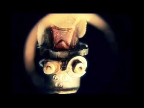 DISIDENTES - NACIDO  - Video Clip Oficial - sobre cortometraje animado "La Mecanica de La Oniria"