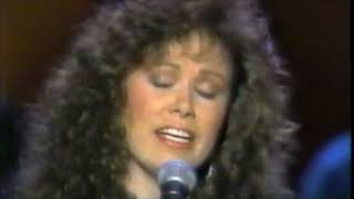 Suzy Boggus - Somewhere Between