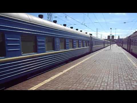 Электровоз ЧС7-099 с поездом №264 (Евпатория → Москва)