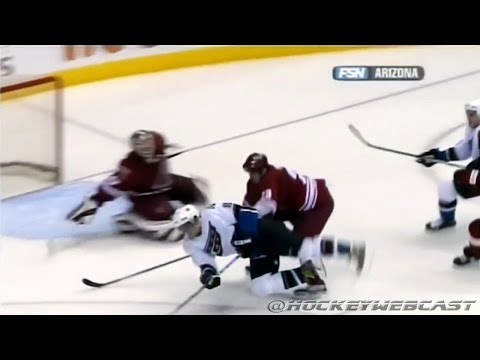 Alex Ovechkin Amazing Goal vs Phoenix Coyotes 2006 (All Camera Angles)