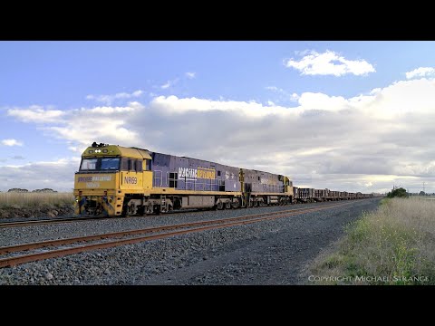 3XM4 Steel Train With Sadleirs Louvre Vans (5/5/2021) - PoathTV Australian Railways