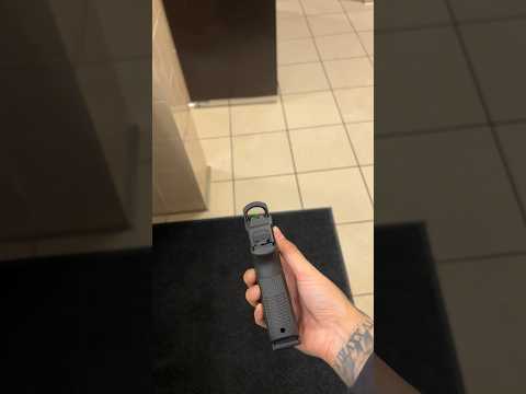 Ameriglo suppressor height sights on Glock 19