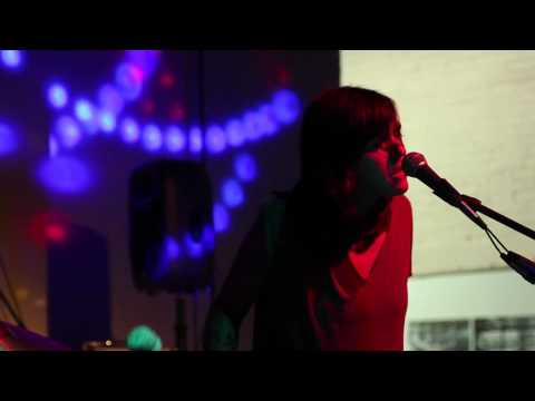 Emily Wells - "Symphony 1 In the Barrel of a Gun" live at MOCAD