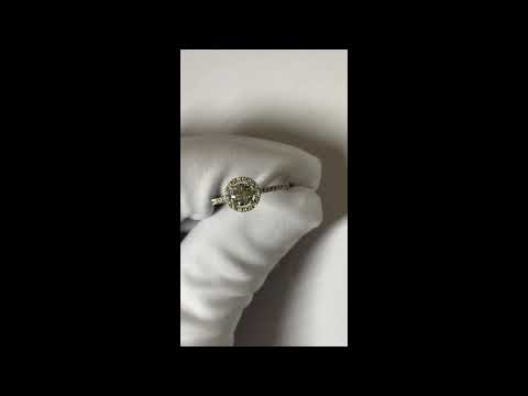 0,55 Round brilliant white gold ring with 44 round brilliants