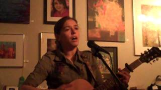 Maria Tcherni plays "The Last Battle"