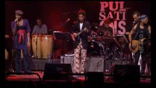 Lizz Wright - The First and Last to Love Me (K. Hanrahan)