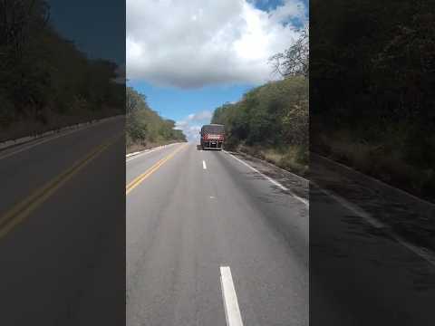 br-116 subindo a serrinha do salgueiro-PE #deus #serra #salgueiro #pernambuco #brasil #br116 #truck